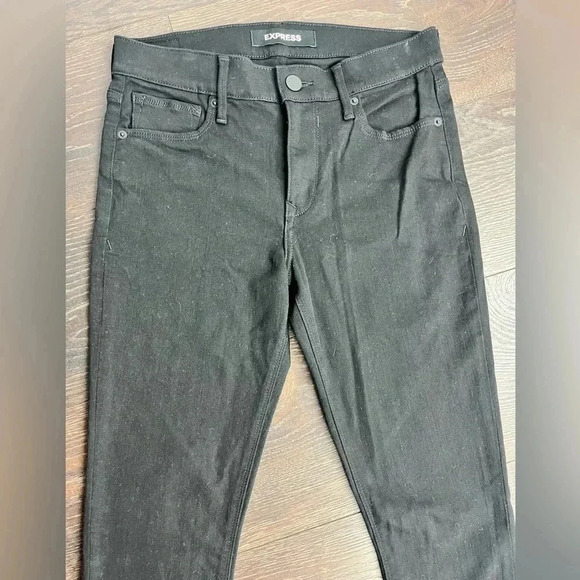 Express Mid Rise Black Supersoft Skinny Jeans - Picture 3 of 7